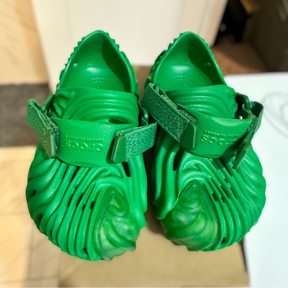 CROCS Green Sandals with Ruched Design
